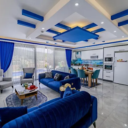 Luxury With Jacuzzi In Kas