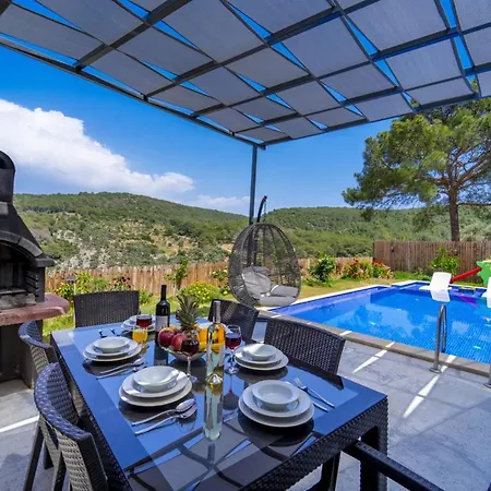 Luxury With Jacuzzi In Kas *