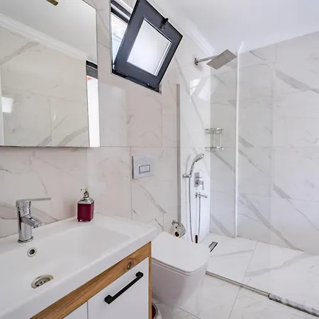 Luxury With Jacuzzi In Kas Villa Gelemiş