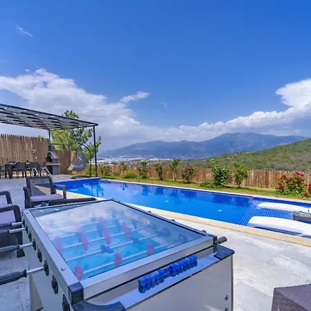 Luxury With Jacuzzi In Kas