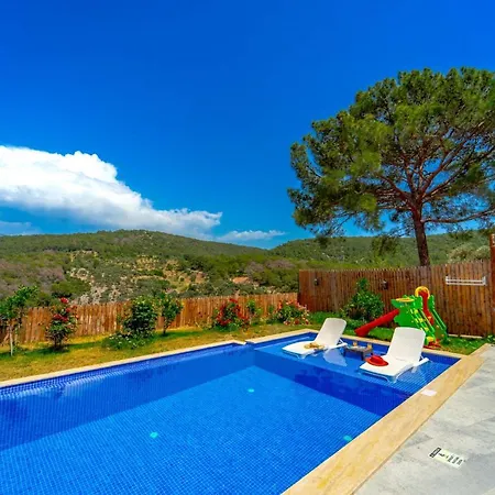 Luxury With Jacuzzi In Kas *