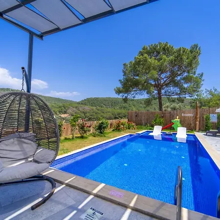 Luxury With Jacuzzi In Kas *